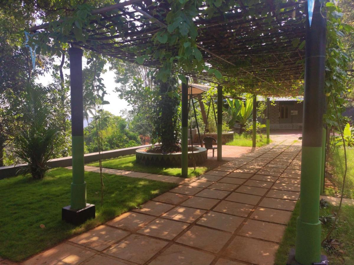 Stone Hills Hotel Kannur Exterior photo